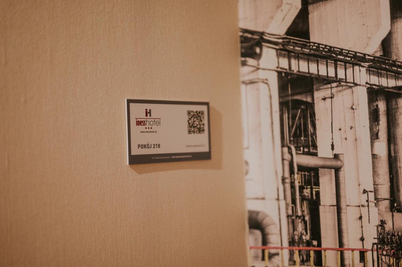 Iness Hotel Λοτζ Εξωτερικό φωτογραφία